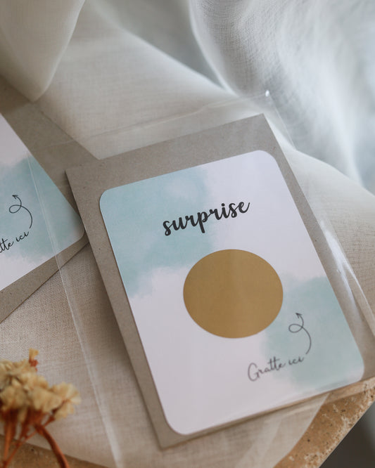 Carte à gratter SURPRISE bleue
